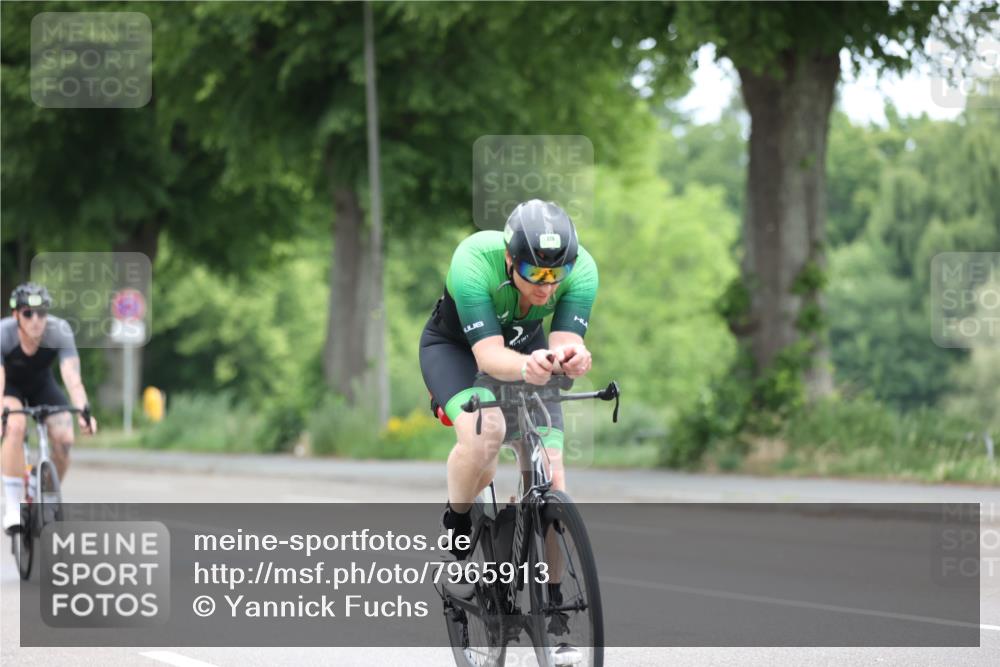 15.06.2025 - 7 Türme Triathlon Yannick Fuchs http://msf.ph/oto/7965913 15.06.2025 11:16:03 Radfahren 235 meine-sportfotos.de