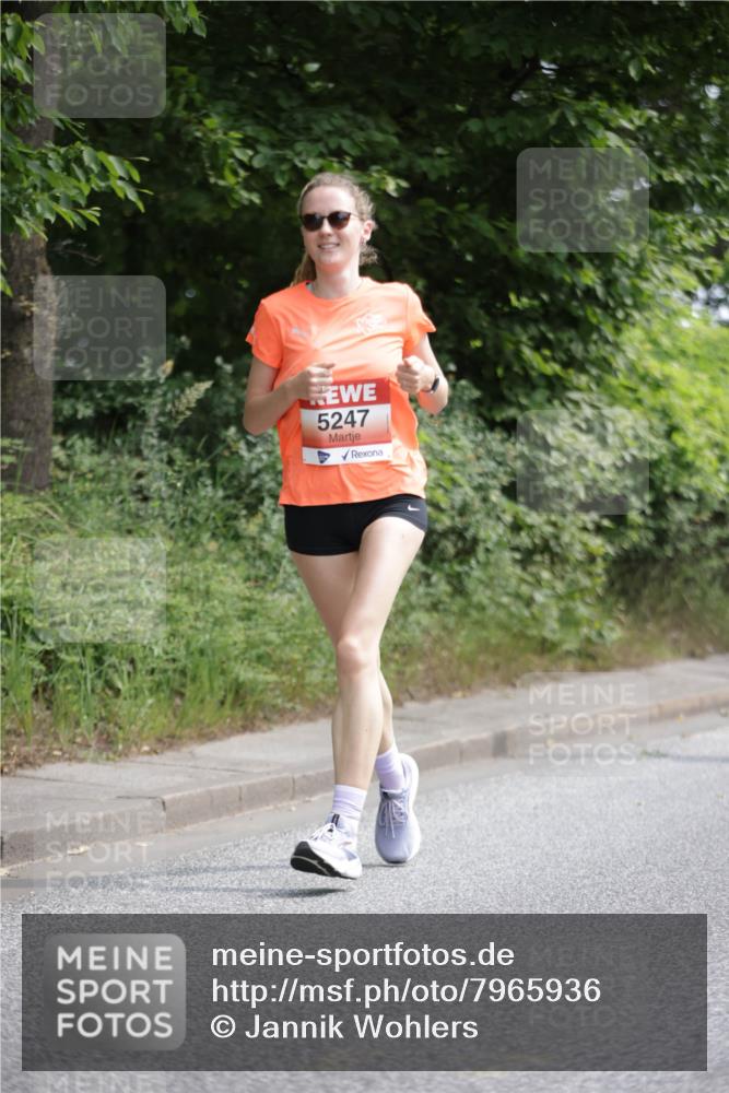 15.06.2025 - REWE Women's Run Jannik Wohlers http://msf.ph/oto/7965936 15.06.2025 10:00:57 Laufen 5247 meine-sportfotos.de