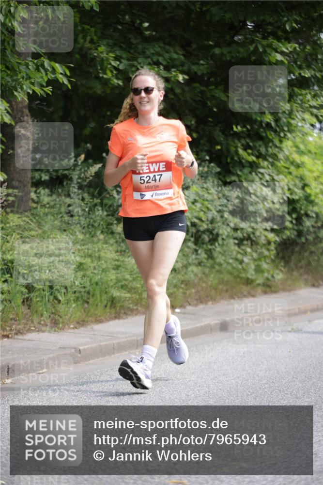 15.06.2025 - REWE Women's Run Jannik Wohlers http://msf.ph/oto/7965943 15.06.2025 10:00:57 Laufen 5247 meine-sportfotos.de