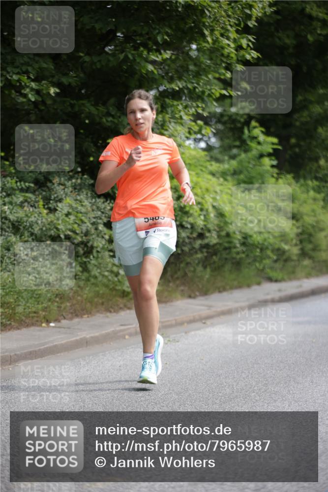 15.06.2025 - REWE Women's Run Jannik Wohlers http://msf.ph/oto/7965987 15.06.2025 10:00:58 Laufen 5409 meine-sportfotos.de