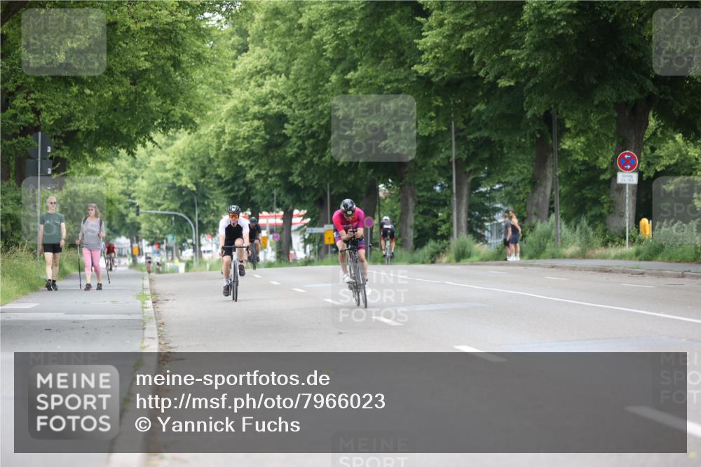 15.06.2025 - 7 Türme Triathlon Yannick Fuchs http://msf.ph/oto/7966023 15.06.2025 11:16:28 Radfahren 241, 256, 262, 274, 327 meine-sportfotos.de