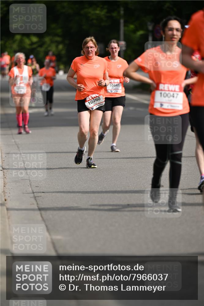 15.06.2025 - REWE Women's Run Dr. Thomas Lammeyer http://msf.ph/oto/7966037 15.06.2025 09:53:48 Laufen 10260, 10641, 10047 meine-sportfotos.de