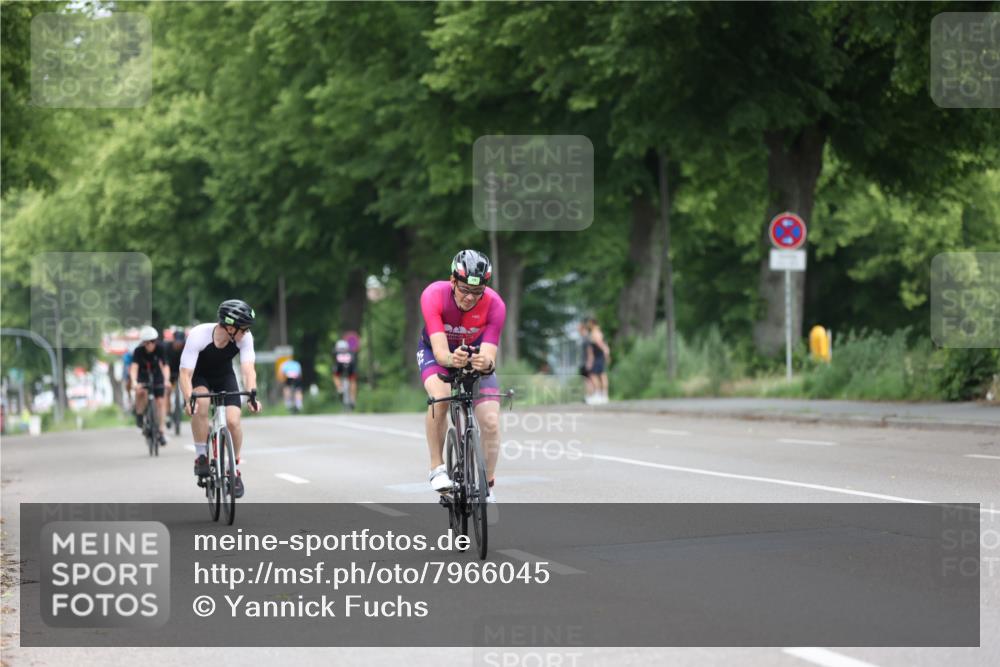 15.06.2025 - 7 Türme Triathlon Yannick Fuchs http://msf.ph/oto/7966045 15.06.2025 11:16:29 Radfahren 241, 256, 262, 274, 327 meine-sportfotos.de