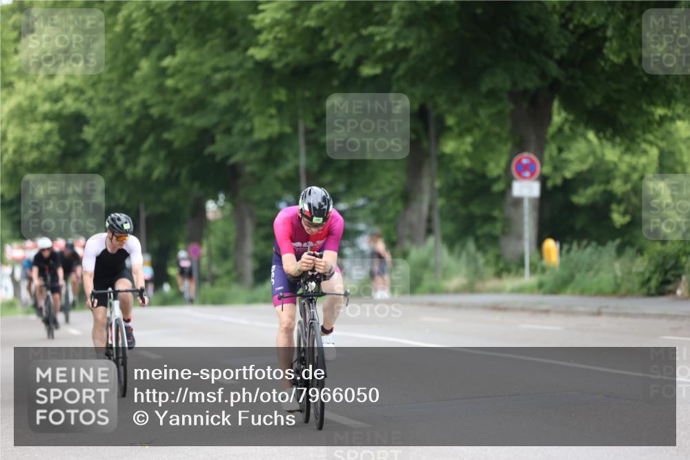 15.06.2025 - 7 Türme Triathlon Yannick Fuchs http://msf.ph/oto/7966050 15.06.2025 11:16:29 Radfahren 241, 256, 262, 274, 327 meine-sportfotos.de