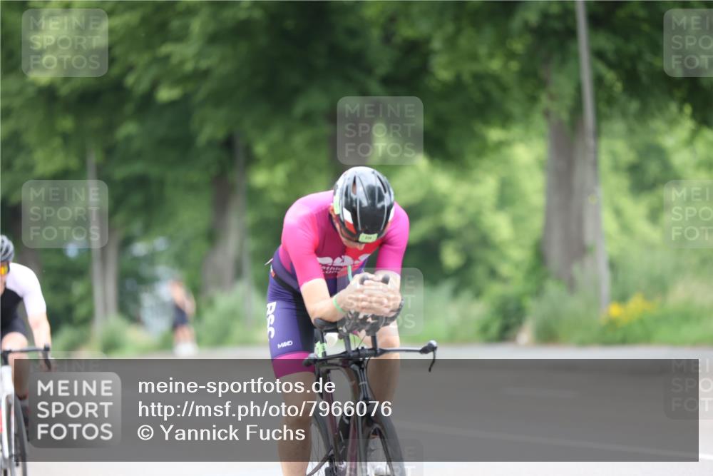 15.06.2025 - 7 Türme Triathlon Yannick Fuchs http://msf.ph/oto/7966076 15.06.2025 11:16:30 Radfahren 241, 256, 262, 274, 327 meine-sportfotos.de