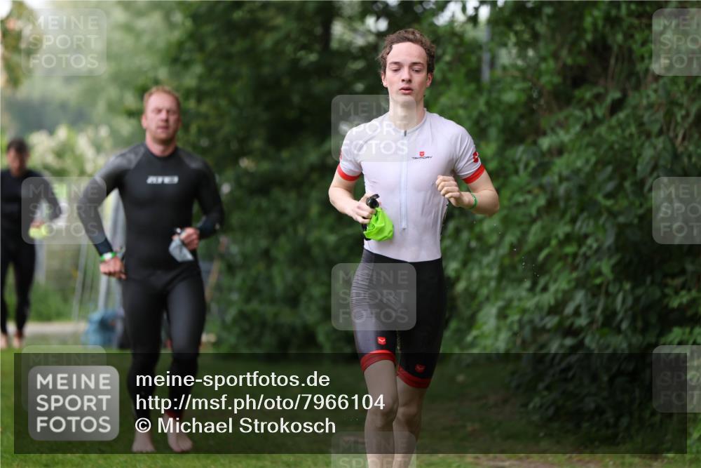 15.06.2025 - 7 Türme Triathlon Michael Strokosch http://msf.ph/oto/7966104 15.06.2025 12:20:09 Schwimmen 372, 438, 488, 550, 585, 594, 595, 604, 631 meine-sportfotos.de