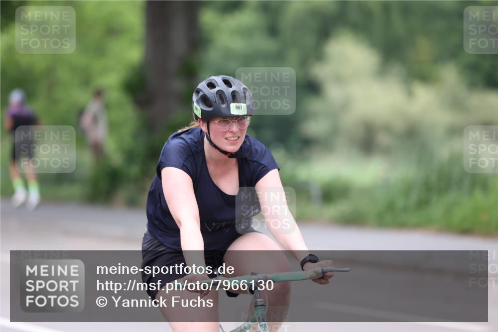 15.06.2025 - 7 Türme Triathlon Yannick Fuchs http://msf.ph/oto/7966130 15.06.2025 14:02:03 Radfahren 967 meine-sportfotos.de