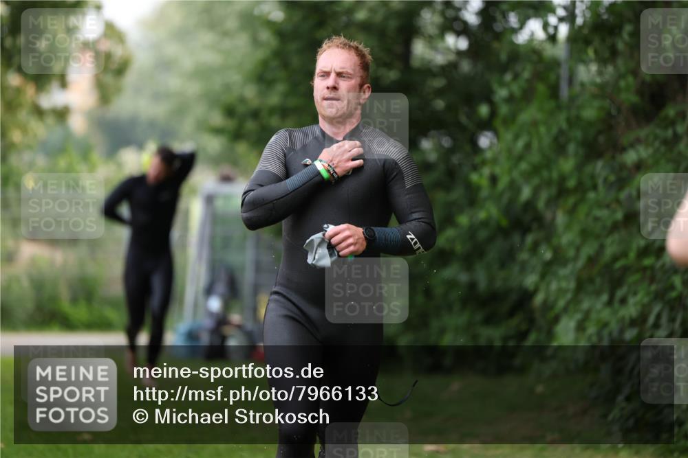 15.06.2025 - 7 Türme Triathlon Michael Strokosch http://msf.ph/oto/7966133 15.06.2025 12:20:11 Schwimmen 372, 438, 488, 550, 573, 585, 594, 595, 604, 610, 613, 631 meine-sportfotos.de