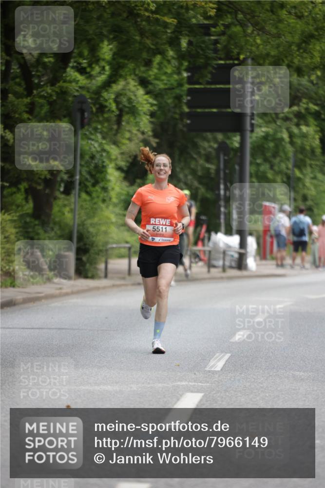 15.06.2025 - REWE Women's Run Jannik Wohlers http://msf.ph/oto/7966149 15.06.2025 10:01:26 Laufen 5511 meine-sportfotos.de