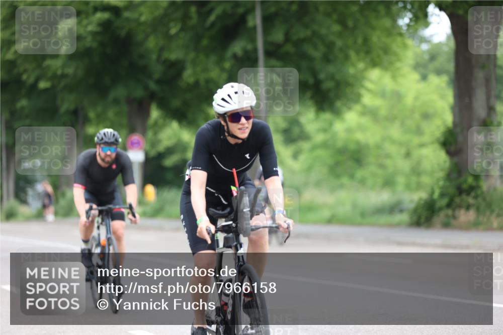 15.06.2025 - 7 Türme Triathlon Yannick Fuchs http://msf.ph/oto/7966158 15.06.2025 11:16:33 Radfahren 241, 262, 274, 327 meine-sportfotos.de