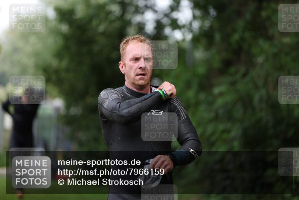 15.06.2025 - 7 Türme Triathlon Michael Strokosch http://msf.ph/oto/7966159 15.06.2025 12:20:12 Schwimmen 372, 438, 488, 550, 573, 585, 595, 604, 610, 613, 631 meine-sportfotos.de
