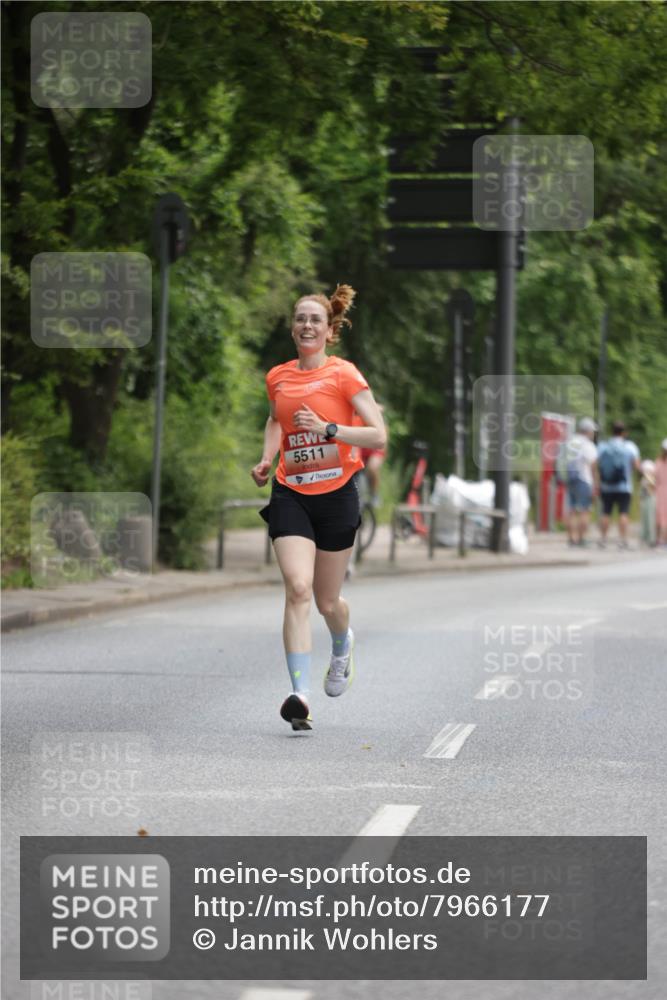 15.06.2025 - REWE Women's Run Jannik Wohlers http://msf.ph/oto/7966177 15.06.2025 10:01:27 Laufen 5511 meine-sportfotos.de