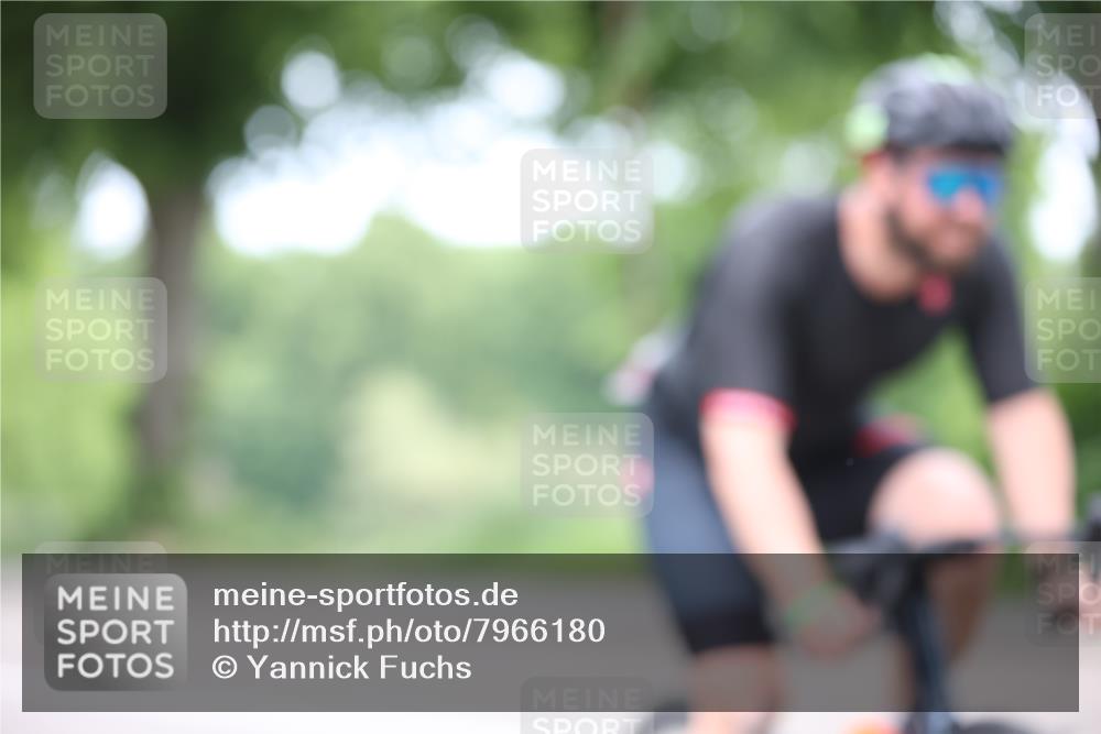 15.06.2025 - 7 Türme Triathlon Yannick Fuchs http://msf.ph/oto/7966180 15.06.2025 11:16:35 Radfahren 241, 262, 327 meine-sportfotos.de