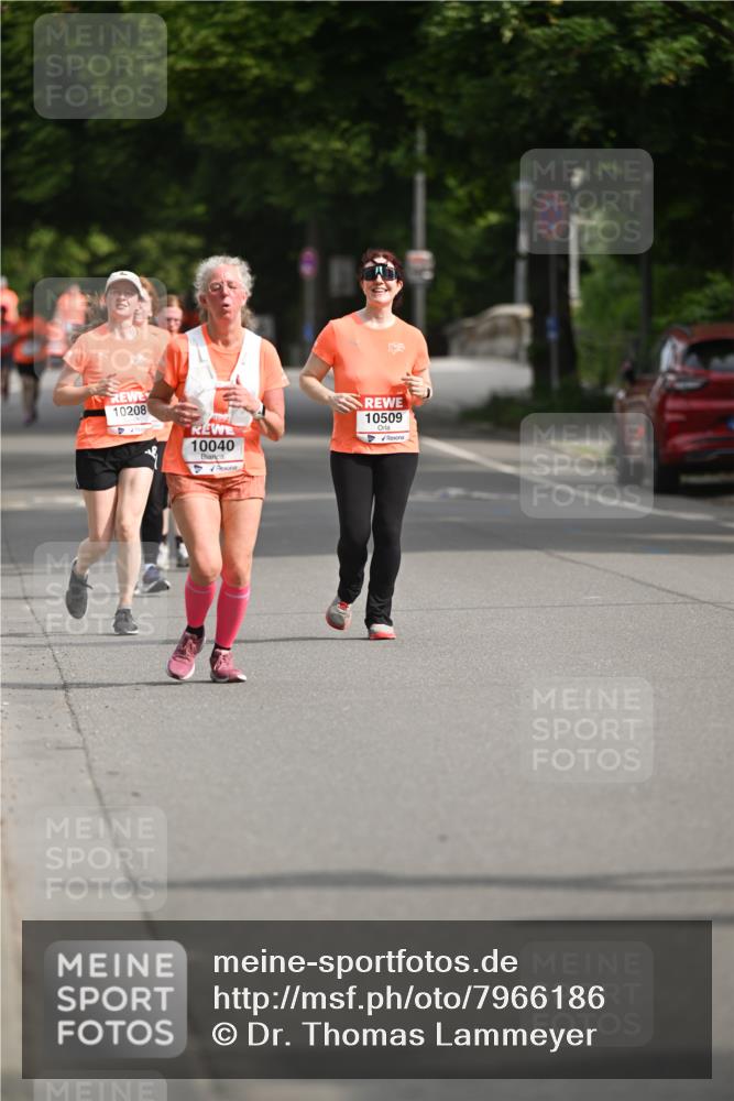 15.06.2025 - REWE Women's Run Dr. Thomas Lammeyer http://msf.ph/oto/7966186 15.06.2025 09:53:53 Laufen 10208, 10040, 10509 meine-sportfotos.de