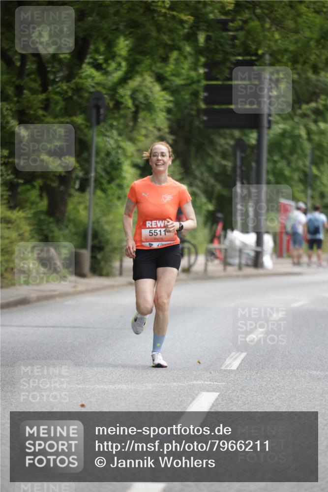 15.06.2025 - REWE Women's Run Jannik Wohlers http://msf.ph/oto/7966211 15.06.2025 10:01:27 Laufen 5511 meine-sportfotos.de