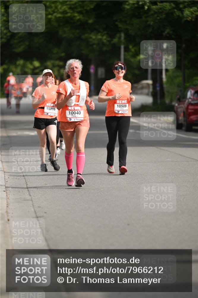 15.06.2025 - REWE Women's Run Dr. Thomas Lammeyer http://msf.ph/oto/7966212 15.06.2025 09:53:54 Laufen 10208, 10040, 10509 meine-sportfotos.de