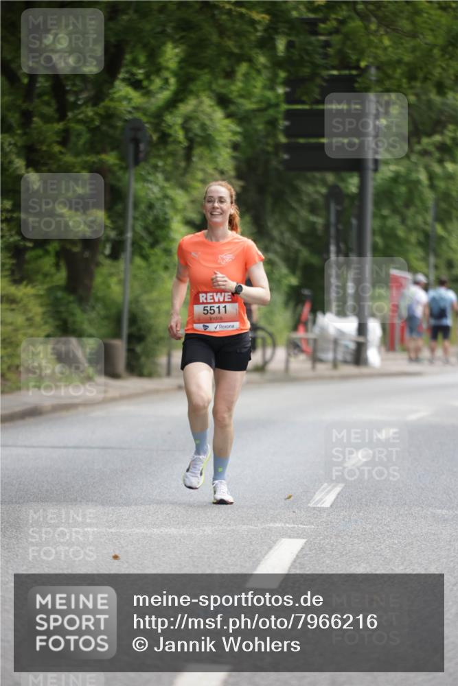 15.06.2025 - REWE Women's Run Jannik Wohlers http://msf.ph/oto/7966216 15.06.2025 10:01:27 Laufen 5511 meine-sportfotos.de