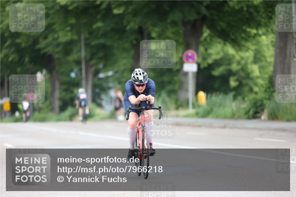 15.06.2025 - 7 Türme Triathlon Yannick Fuchs http://msf.ph/oto/7966218 15.06.2025 11:16:43 Radfahren  meine-sportfotos.de