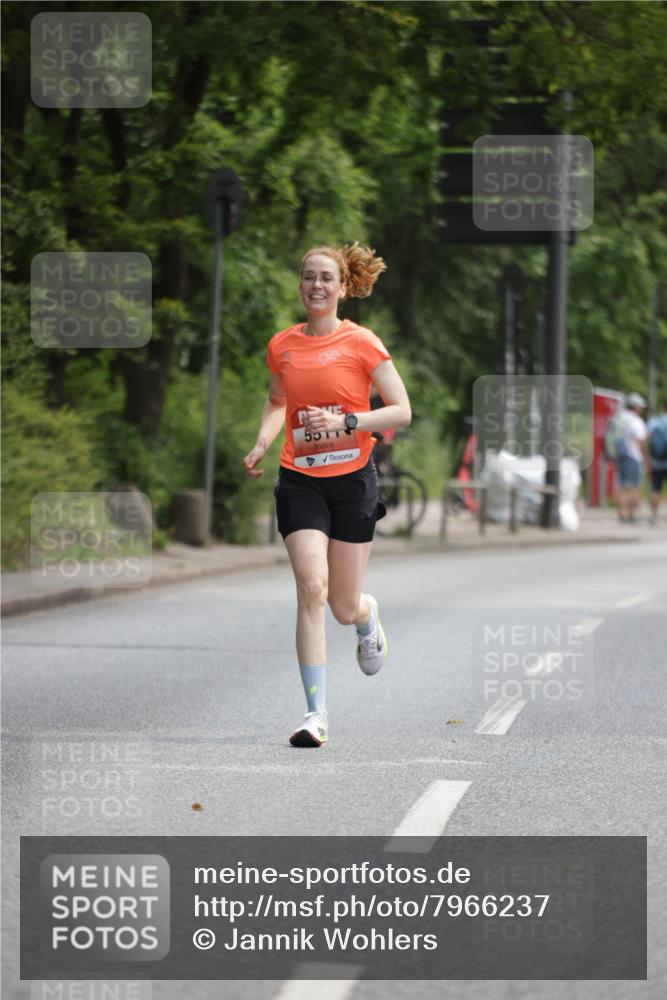 15.06.2025 - REWE Women's Run Jannik Wohlers http://msf.ph/oto/7966237 15.06.2025 10:01:27 Laufen 5311 meine-sportfotos.de