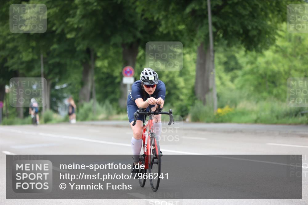 15.06.2025 - 7 Türme Triathlon Yannick Fuchs http://msf.ph/oto/7966241 15.06.2025 11:16:44 Radfahren  meine-sportfotos.de