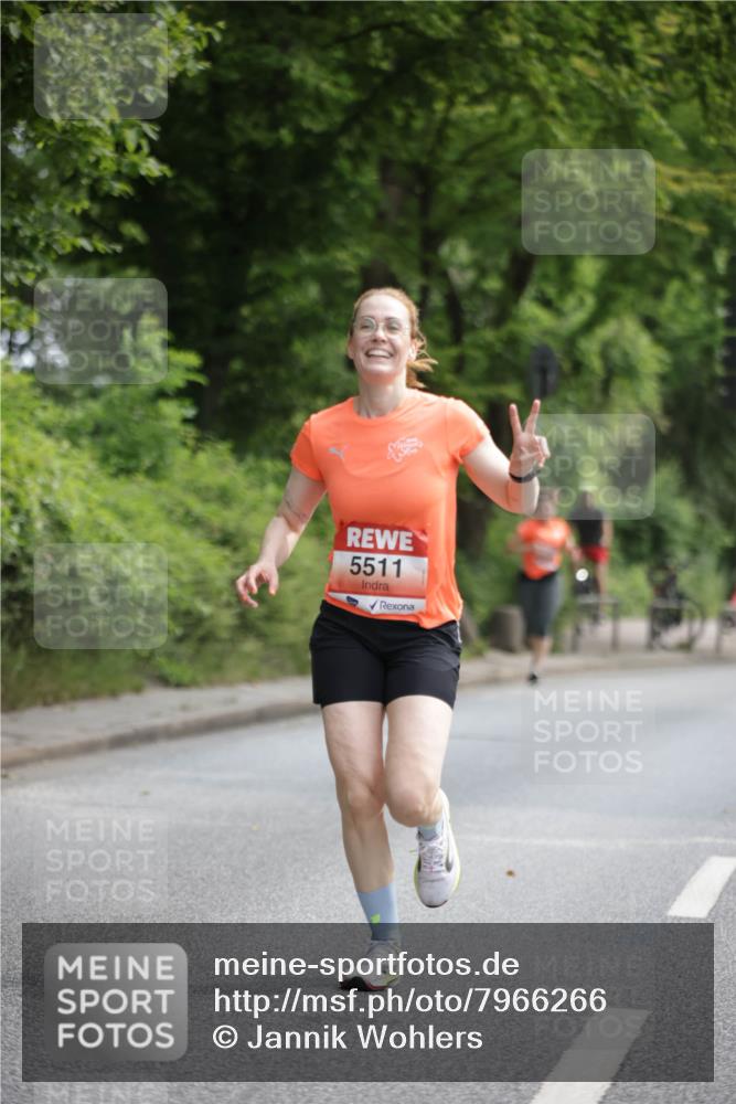15.06.2025 - REWE Women's Run Jannik Wohlers http://msf.ph/oto/7966266 15.06.2025 10:01:30 Laufen 5511 meine-sportfotos.de