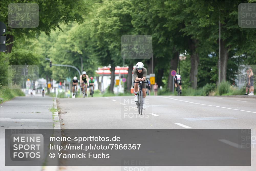 15.06.2025 - 7 Türme Triathlon Yannick Fuchs http://msf.ph/oto/7966367 15.06.2025 11:17:27 Radfahren 235, 271, 284 meine-sportfotos.de
