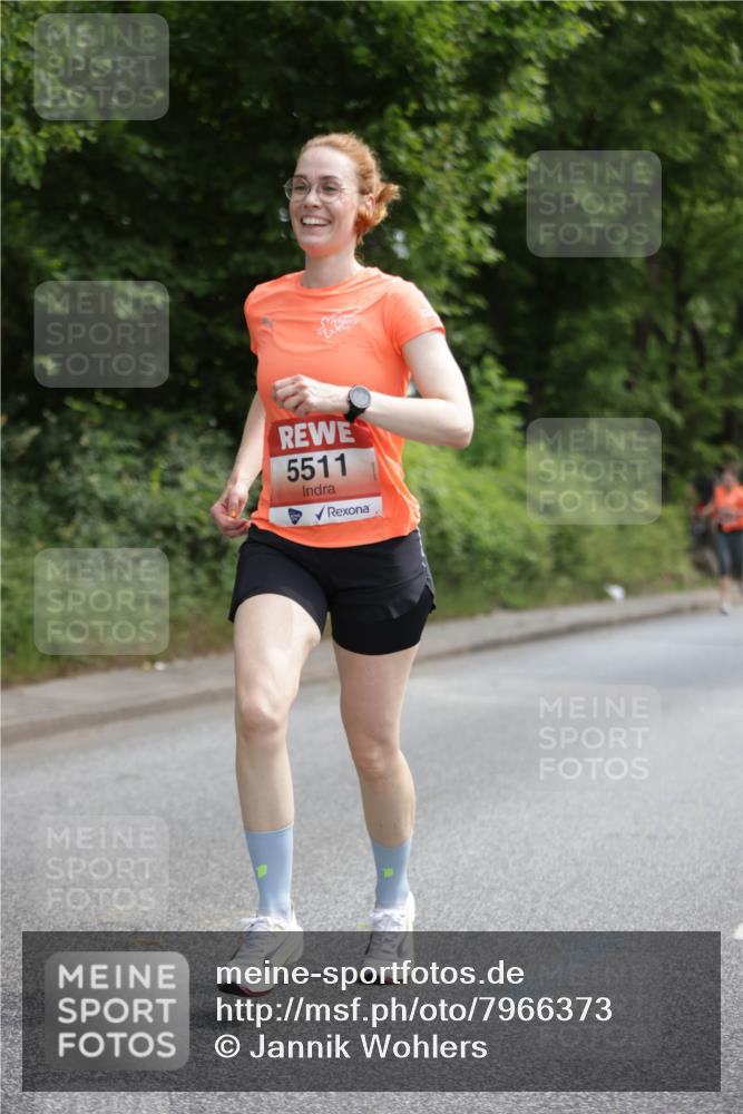 15.06.2025 - REWE Women's Run Jannik Wohlers http://msf.ph/oto/7966373 15.06.2025 10:01:31 Laufen 5511 meine-sportfotos.de