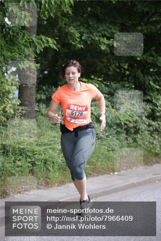 15.06.2025 - REWE Women's Run Jannik Wohlers http://msf.ph/oto/7966409 15.06.2025 10:01:39 Laufen 5179 meine-sportfotos.de