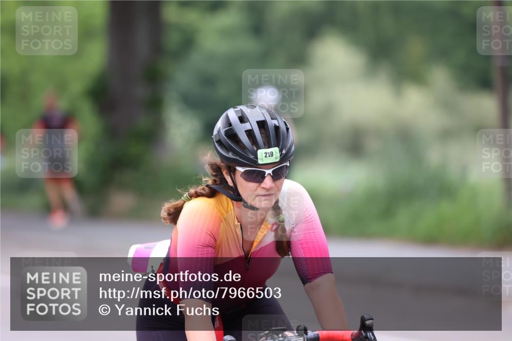 15.06.2025 - 7 Türme Triathlon Yannick Fuchs http://msf.ph/oto/7966503 15.06.2025 14:03:22 Radfahren 219 meine-sportfotos.de