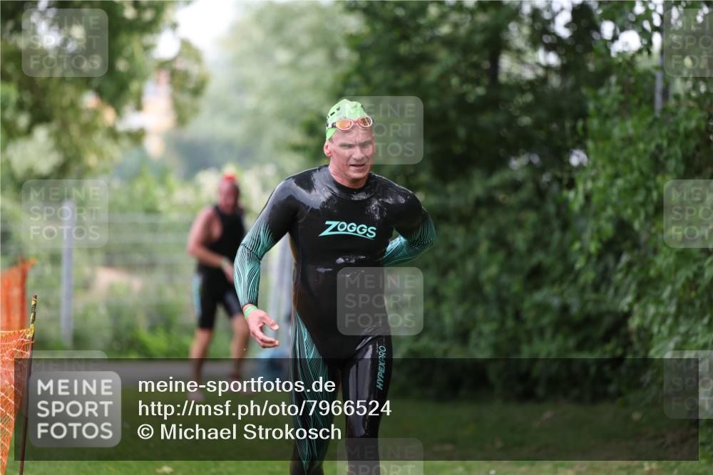 15.06.2025 - 7 Türme Triathlon Michael Strokosch http://msf.ph/oto/7966524 15.06.2025 12:20:48 Schwimmen 385, 434, 499, 557, 568, 597, 625 meine-sportfotos.de