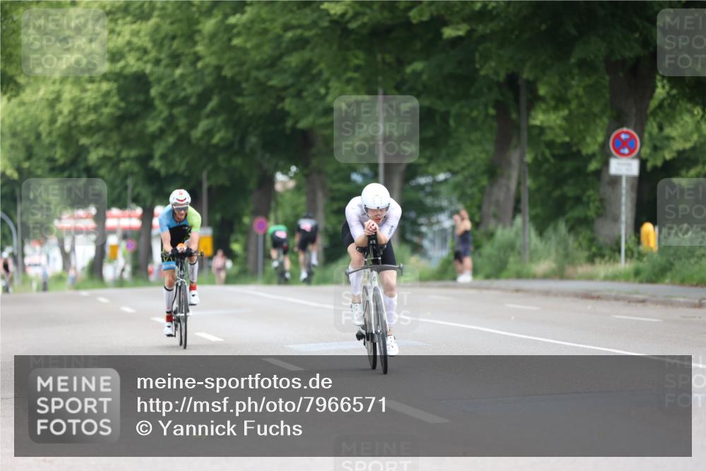 15.06.2025 - 7 Türme Triathlon Yannick Fuchs http://msf.ph/oto/7966571 15.06.2025 11:17:43 Radfahren 252 meine-sportfotos.de