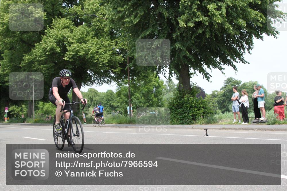 15.06.2025 - 7 Türme Triathlon Yannick Fuchs http://msf.ph/oto/7966594 15.06.2025 13:19:00 Radfahren  meine-sportfotos.de