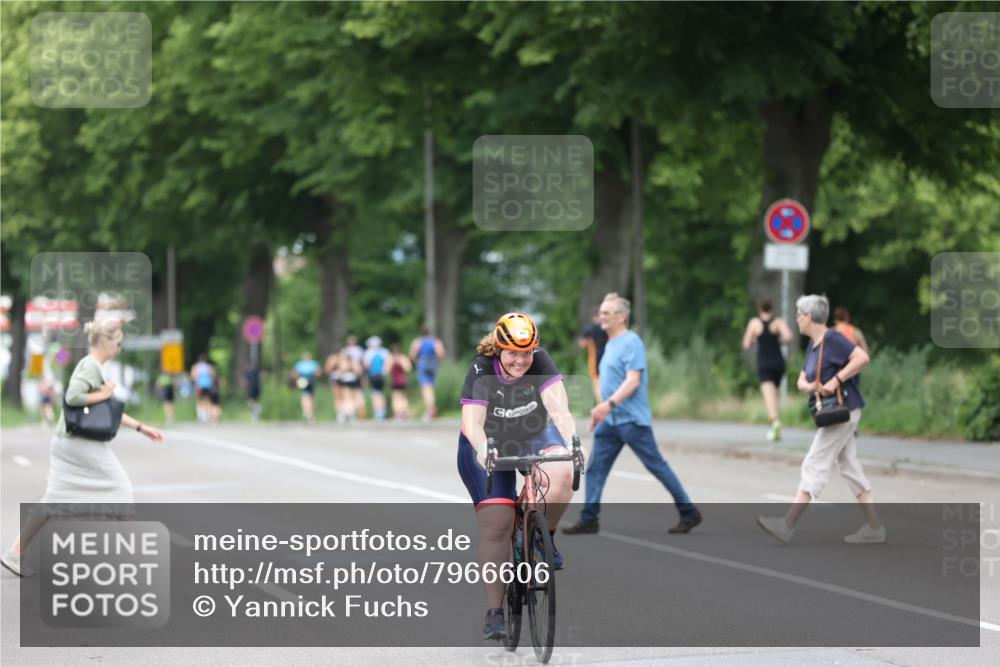 15.06.2025 - 7 Türme Triathlon Yannick Fuchs http://msf.ph/oto/7966606 15.06.2025 14:05:45 Radfahren  meine-sportfotos.de