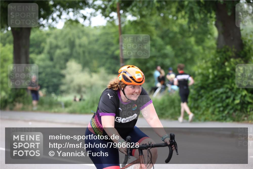 15.06.2025 - 7 Türme Triathlon Yannick Fuchs http://msf.ph/oto/7966628 15.06.2025 14:05:47 Radfahren  meine-sportfotos.de