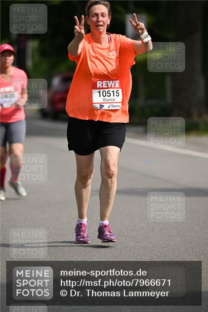 15.06.2025 - REWE Women's Run Dr. Thomas Lammeyer http://msf.ph/oto/7966671 15.06.2025 09:54:22 Laufen 10515 meine-sportfotos.de
