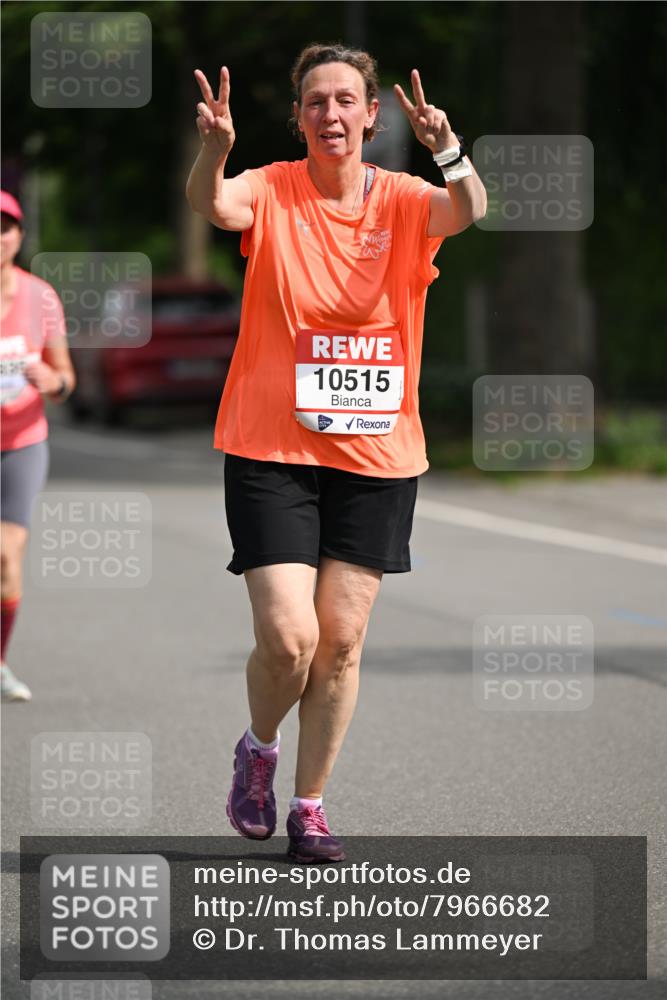 15.06.2025 - REWE Women's Run Dr. Thomas Lammeyer http://msf.ph/oto/7966682 15.06.2025 09:54:22 Laufen 10515 meine-sportfotos.de