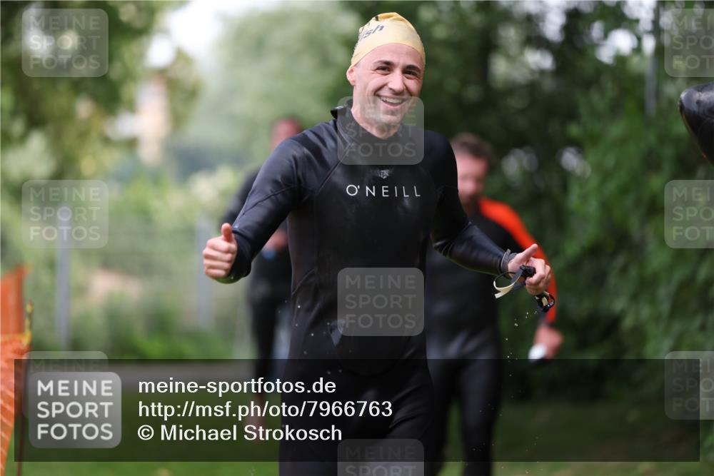 15.06.2025 - 7 Türme Triathlon Michael Strokosch http://msf.ph/oto/7966763 15.06.2025 12:21:01 Schwimmen 434, 557, 568, 592, 597, 625, 674 meine-sportfotos.de