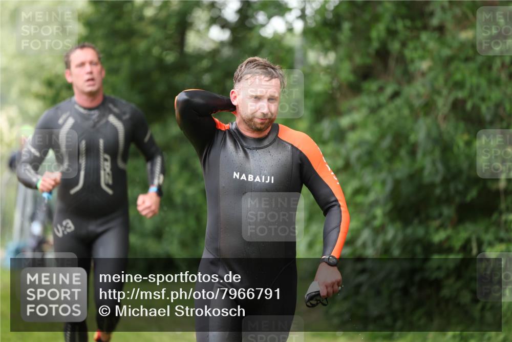 15.06.2025 - 7 Türme Triathlon Michael Strokosch http://msf.ph/oto/7966791 15.06.2025 12:21:03 Schwimmen 434, 557, 568, 592, 597, 625, 674 meine-sportfotos.de