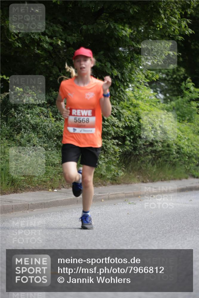 15.06.2025 - REWE Women's Run Jannik Wohlers http://msf.ph/oto/7966812 15.06.2025 10:01:55 Laufen 5568 meine-sportfotos.de