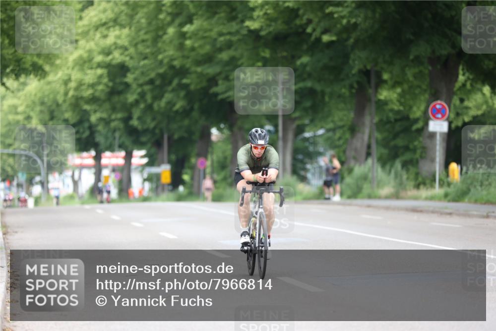 15.06.2025 - 7 Türme Triathlon Yannick Fuchs http://msf.ph/oto/7966814 15.06.2025 11:18:38 Radfahren 264 meine-sportfotos.de