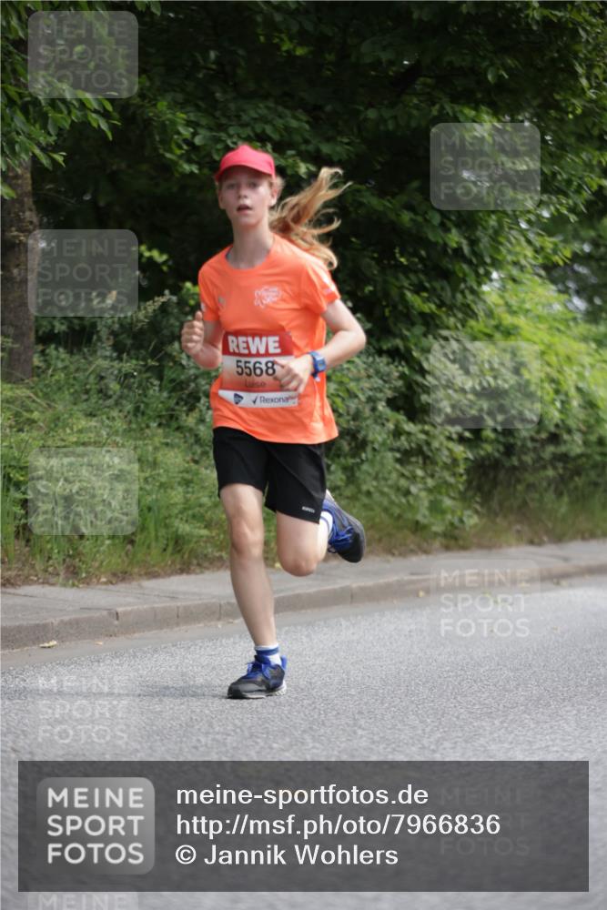 15.06.2025 - REWE Women's Run Jannik Wohlers http://msf.ph/oto/7966836 15.06.2025 10:01:55 Laufen 5568 meine-sportfotos.de
