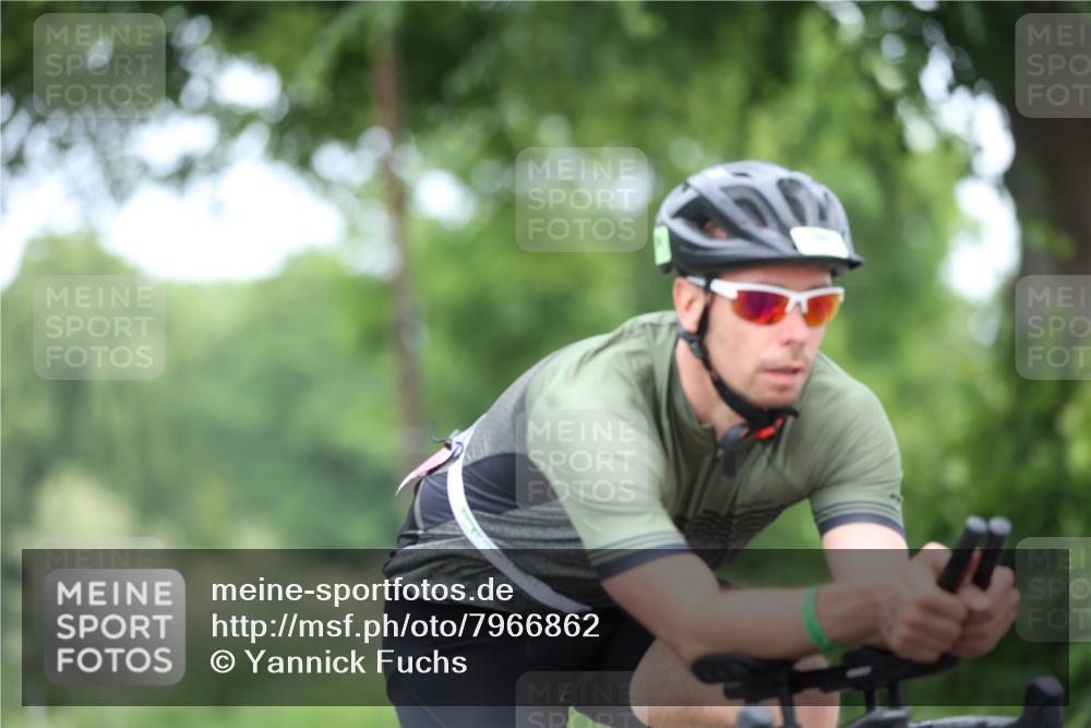 15.06.2025 - 7 Türme Triathlon Yannick Fuchs http://msf.ph/oto/7966862 15.06.2025 11:18:40 Radfahren 264 meine-sportfotos.de
