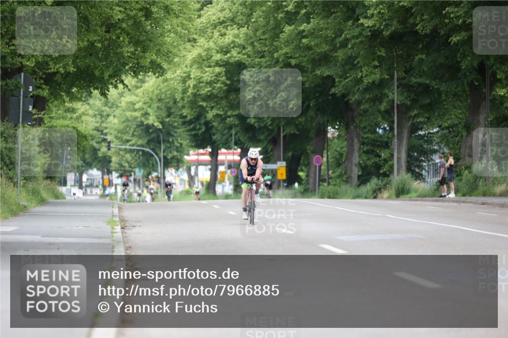 15.06.2025 - 7 Türme Triathlon Yannick Fuchs http://msf.ph/oto/7966885 15.06.2025 11:19:34 Radfahren 321 meine-sportfotos.de