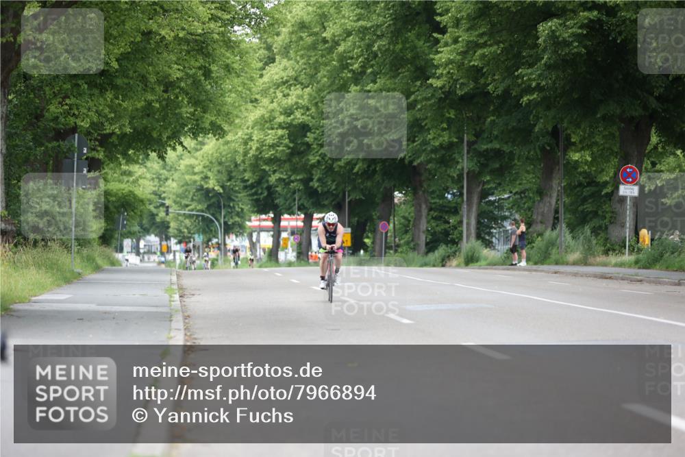 15.06.2025 - 7 Türme Triathlon Yannick Fuchs http://msf.ph/oto/7966894 15.06.2025 11:19:34 Radfahren 321 meine-sportfotos.de