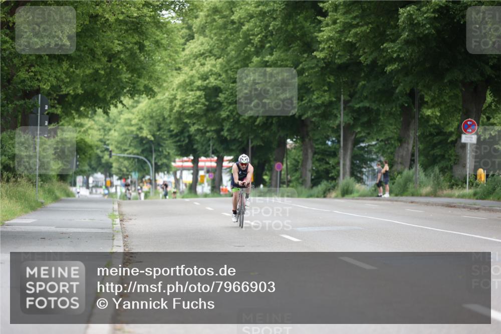 15.06.2025 - 7 Türme Triathlon Yannick Fuchs http://msf.ph/oto/7966903 15.06.2025 11:19:34 Radfahren 321 meine-sportfotos.de
