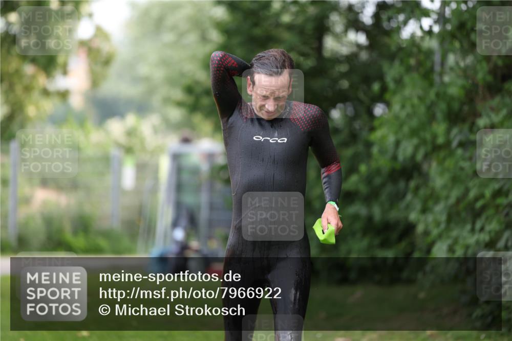 15.06.2025 - 7 Türme Triathlon Michael Strokosch http://msf.ph/oto/7966922 15.06.2025 12:21:15 Schwimmen 515, 568, 592, 625, 626, 665, 674 meine-sportfotos.de