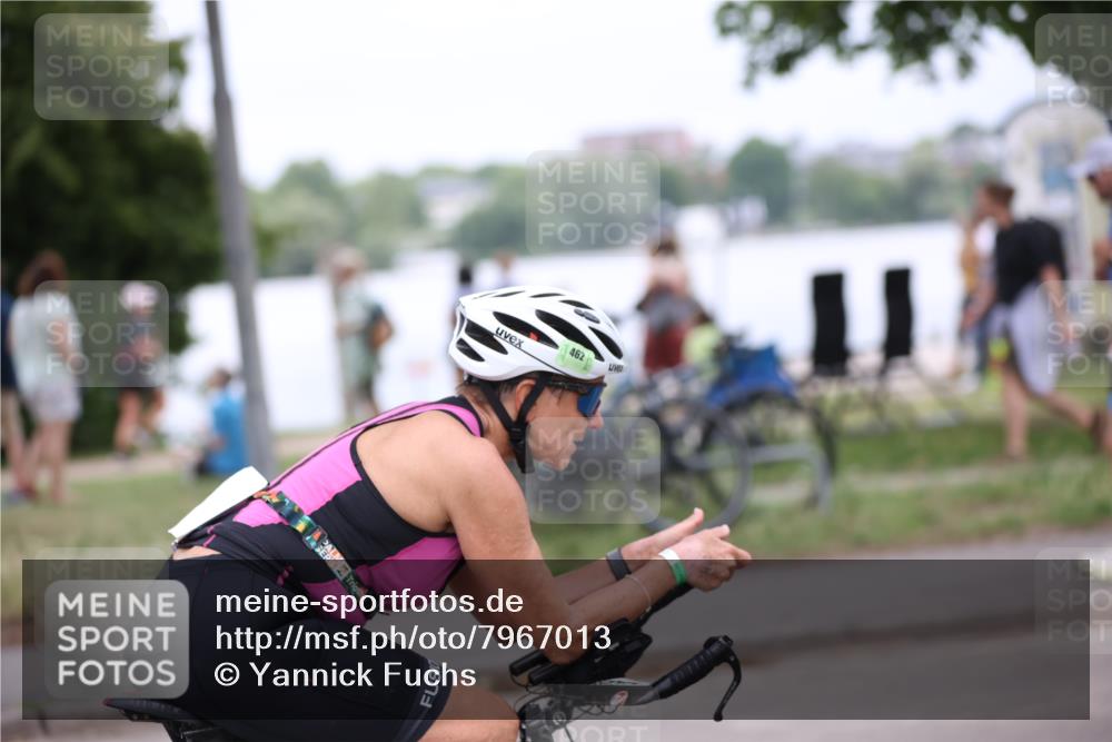 15.06.2025 - 7 Türme Triathlon Yannick Fuchs http://msf.ph/oto/7967013 15.06.2025 14:11:06 Radfahren  meine-sportfotos.de