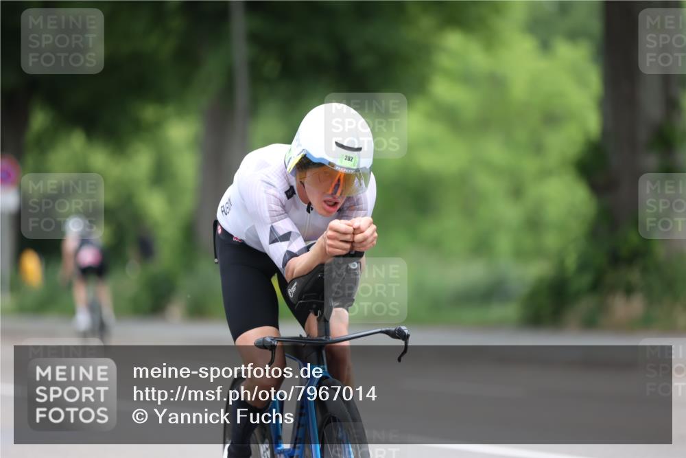 15.06.2025 - 7 Türme Triathlon Yannick Fuchs http://msf.ph/oto/7967014 15.06.2025 11:19:43 Radfahren 282 meine-sportfotos.de