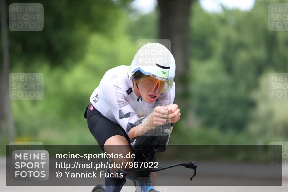 15.06.2025 - 7 Türme Triathlon Yannick Fuchs http://msf.ph/oto/7967022 15.06.2025 11:19:43 Radfahren 282 meine-sportfotos.de