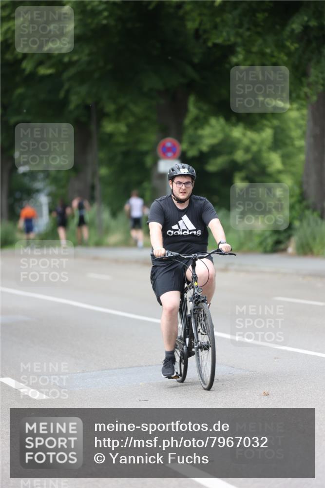 15.06.2025 - 7 Türme Triathlon Yannick Fuchs http://msf.ph/oto/7967032 15.06.2025 14:16:30 Radfahren 636 meine-sportfotos.de